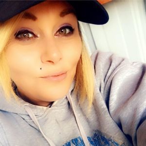 Meet your Posher, Valerie